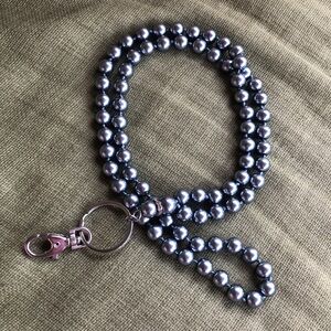 Elegant Silver Beaded Necklace